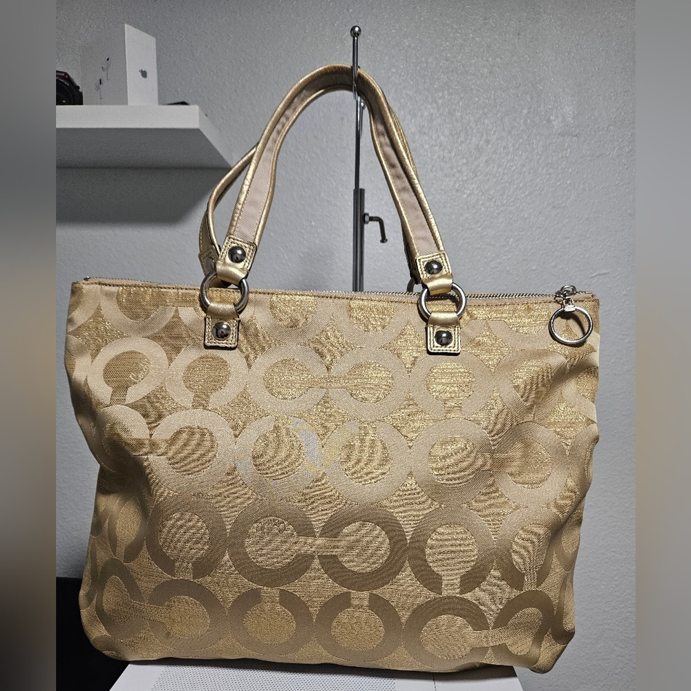 Coach Poppy Op Art Glam Tote Bag - Picture 2 of 9